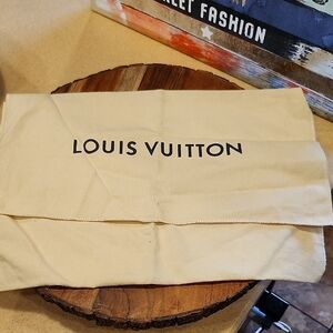 Louis Vuitton Cotton Flap Dustbag Ivory Blue 10" X 15" Made In India, Has  Marks